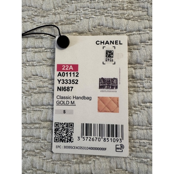 COPY - CHANEL CLASSIC DOUBLE FLAP MEDIUM CAVIAR LEATHER - LIKE NEW CONDITION - Picture 16 of 16